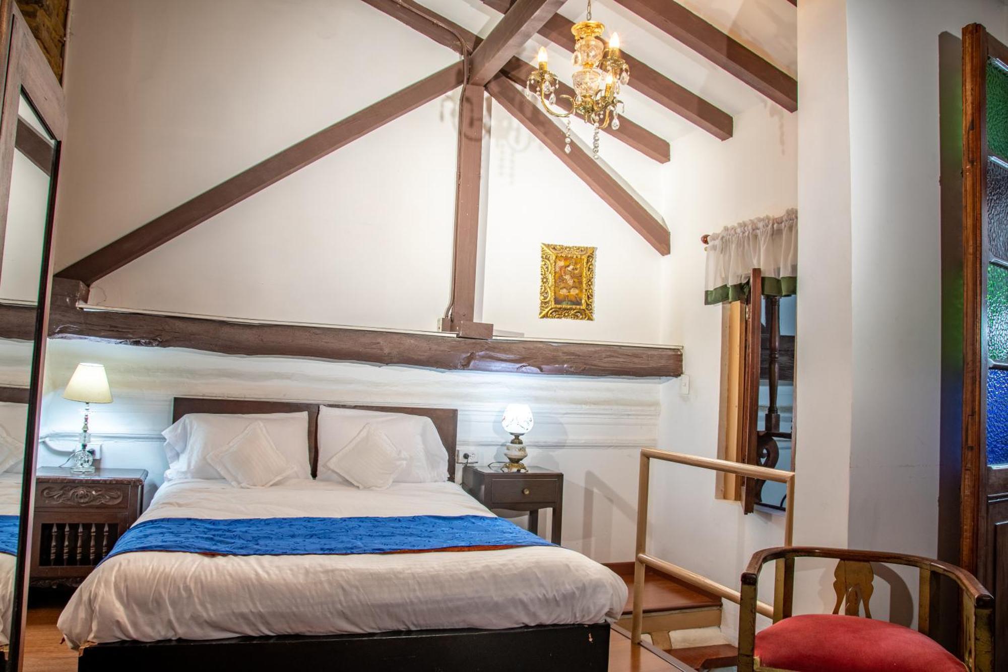 Casa De La Luz Hotel *